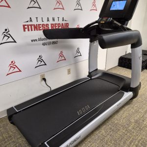 Life Fitness Discover SI 95T Elevation Treadmill