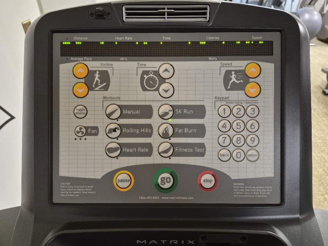 Matrix T5x Treadmill - Image 5